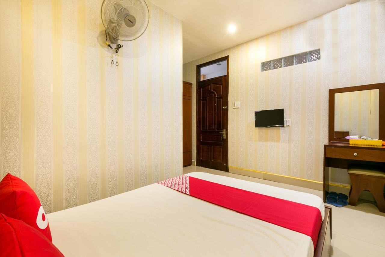 Phu Gia Hotel Near Secc, Fv Hospital Хошимин Экстерьер фото