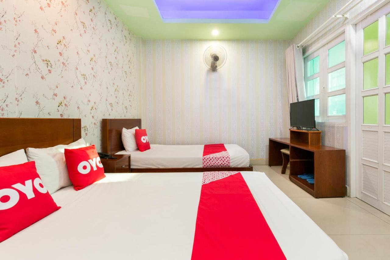 Phu Gia Hotel Near Secc, Fv Hospital Хошимин Экстерьер фото